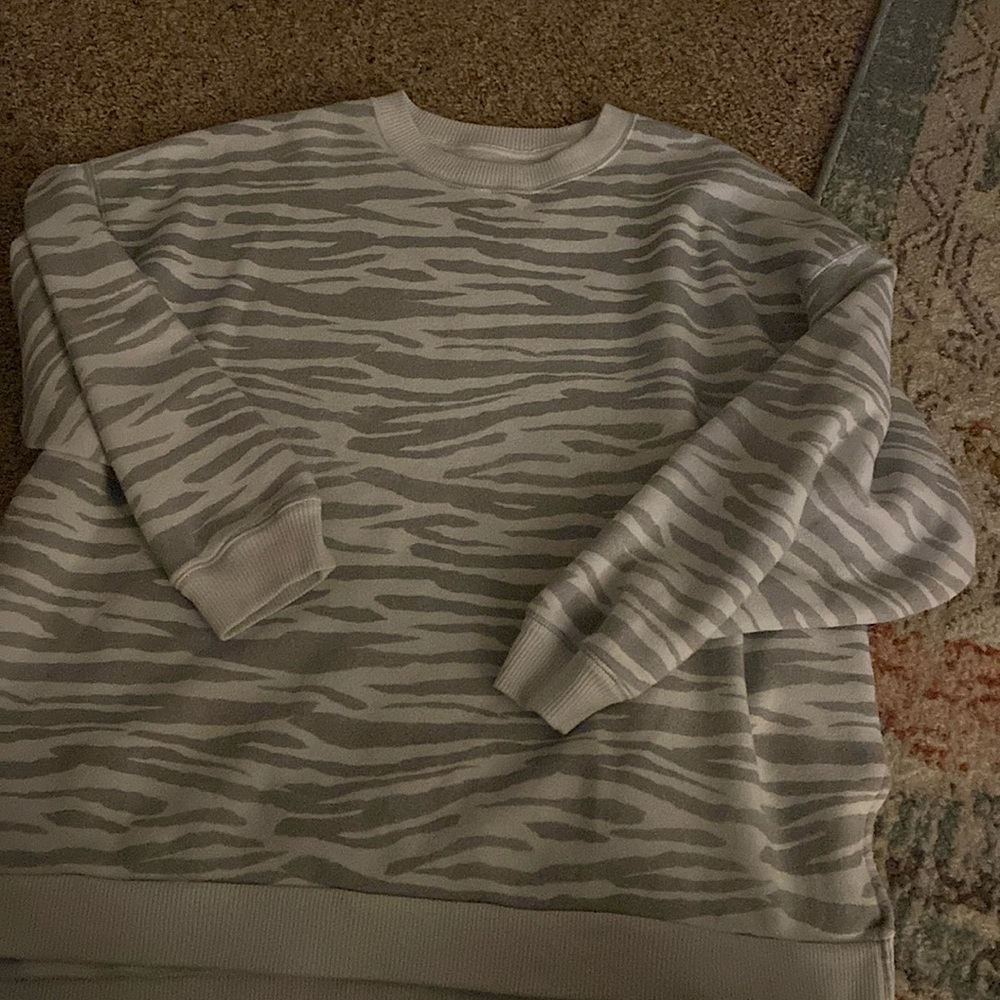 American Eagle AHH-MAZINGLY SOFT crewneck